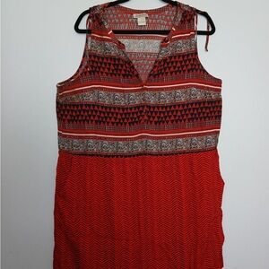 Red and Black Sleeveless Patterned Dress